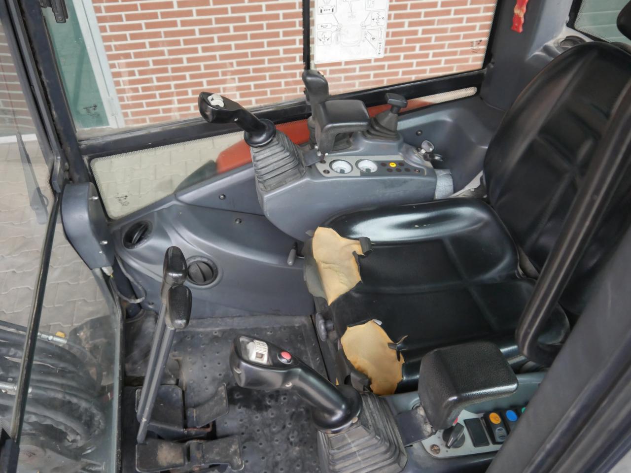 Case Eurocomach ES25ZT Rear