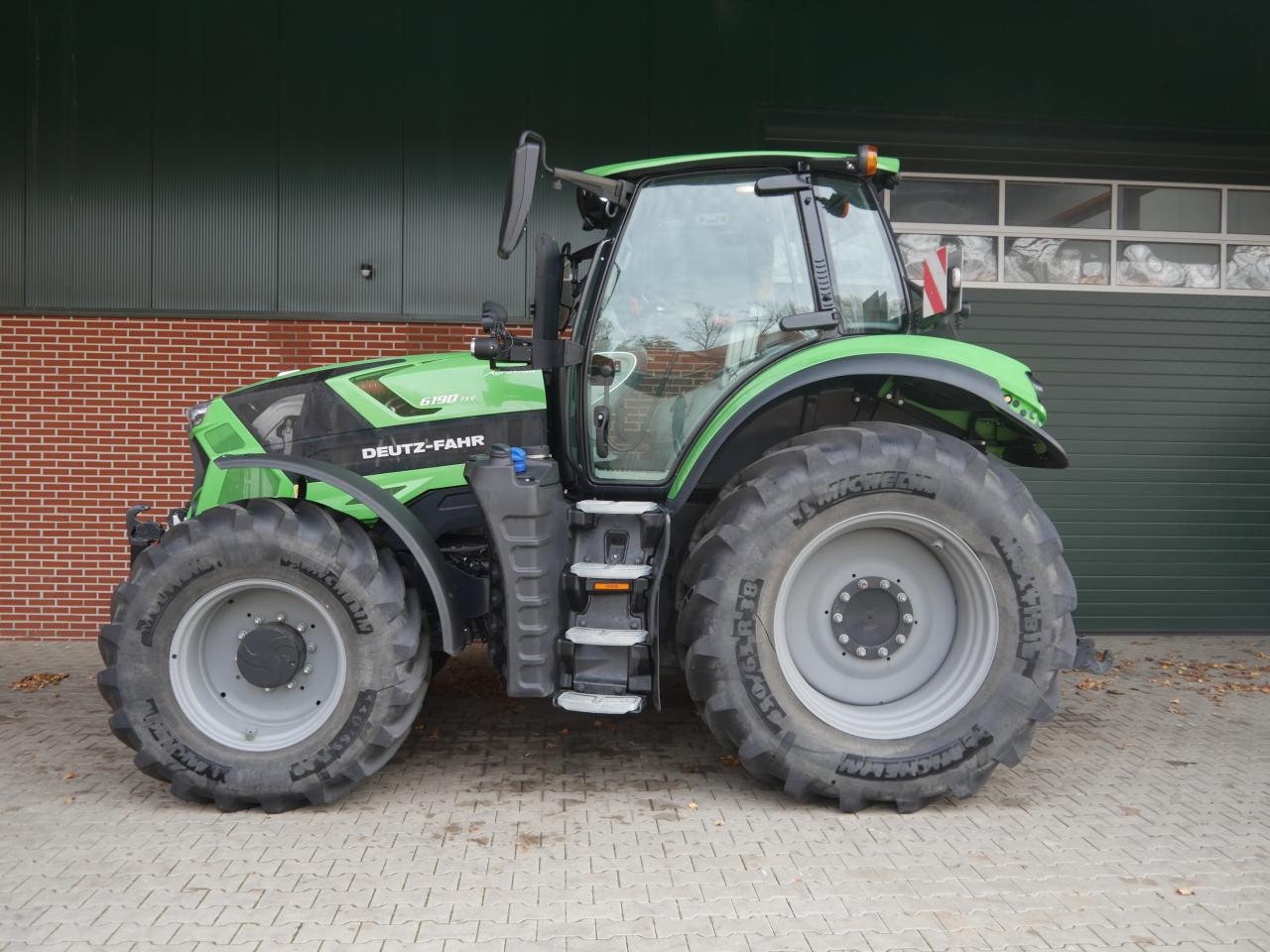 Deutz-Fahr Agrotron 6190 TTV Right