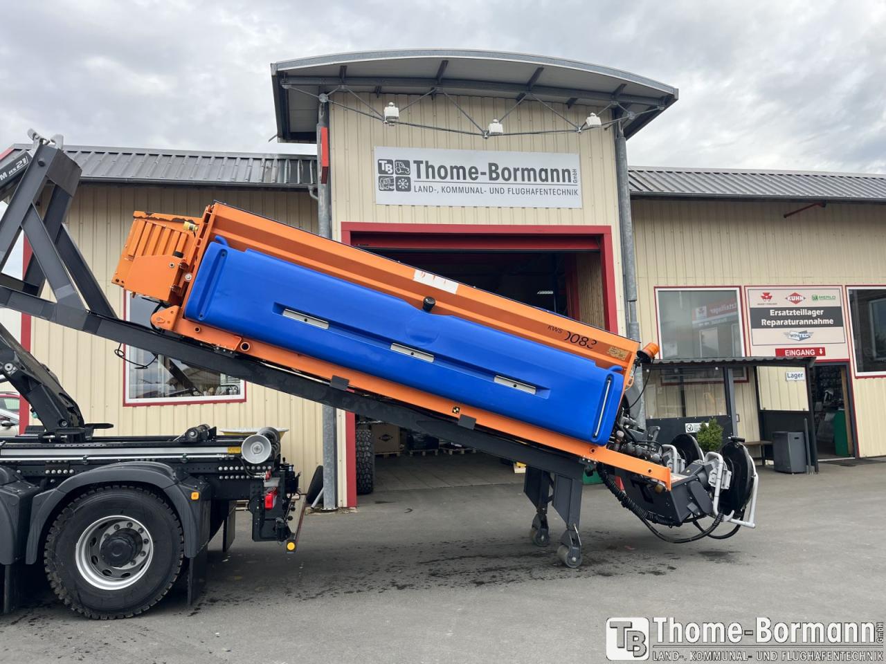 Bucher - GMeiner - Giletta - Assaloni - McDonald Icebear 2D