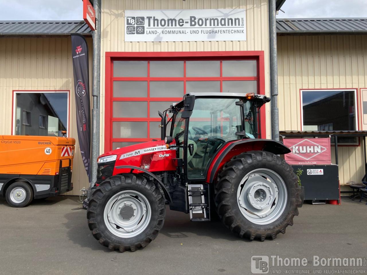 Massey Ferguson MF 5709 M 4WD Dyna-4