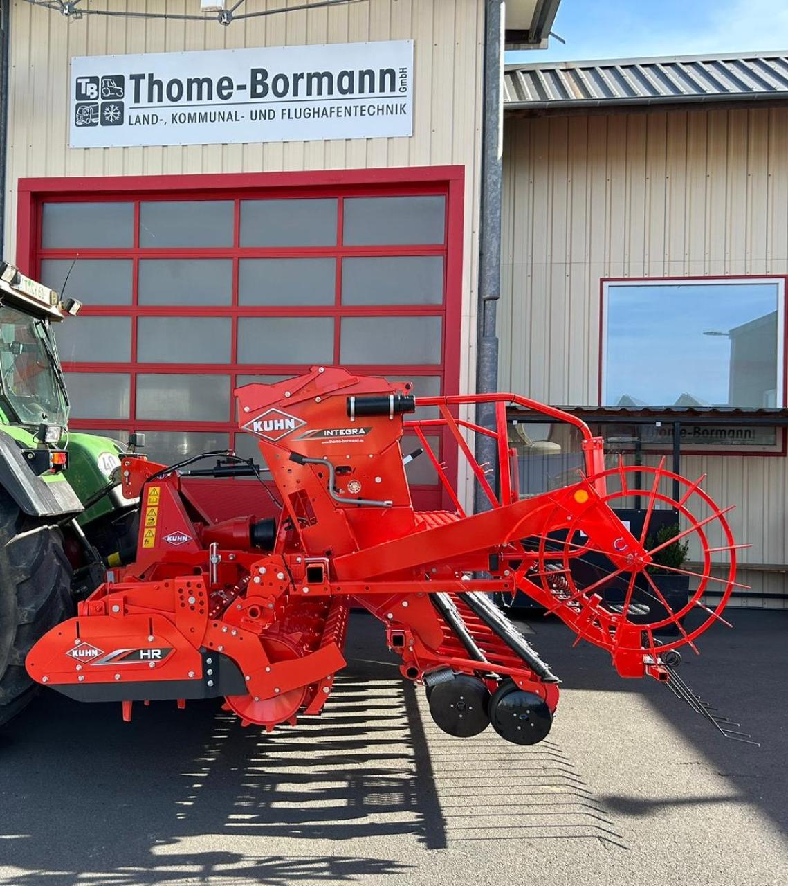 Kuhn Integra 3003 24SD