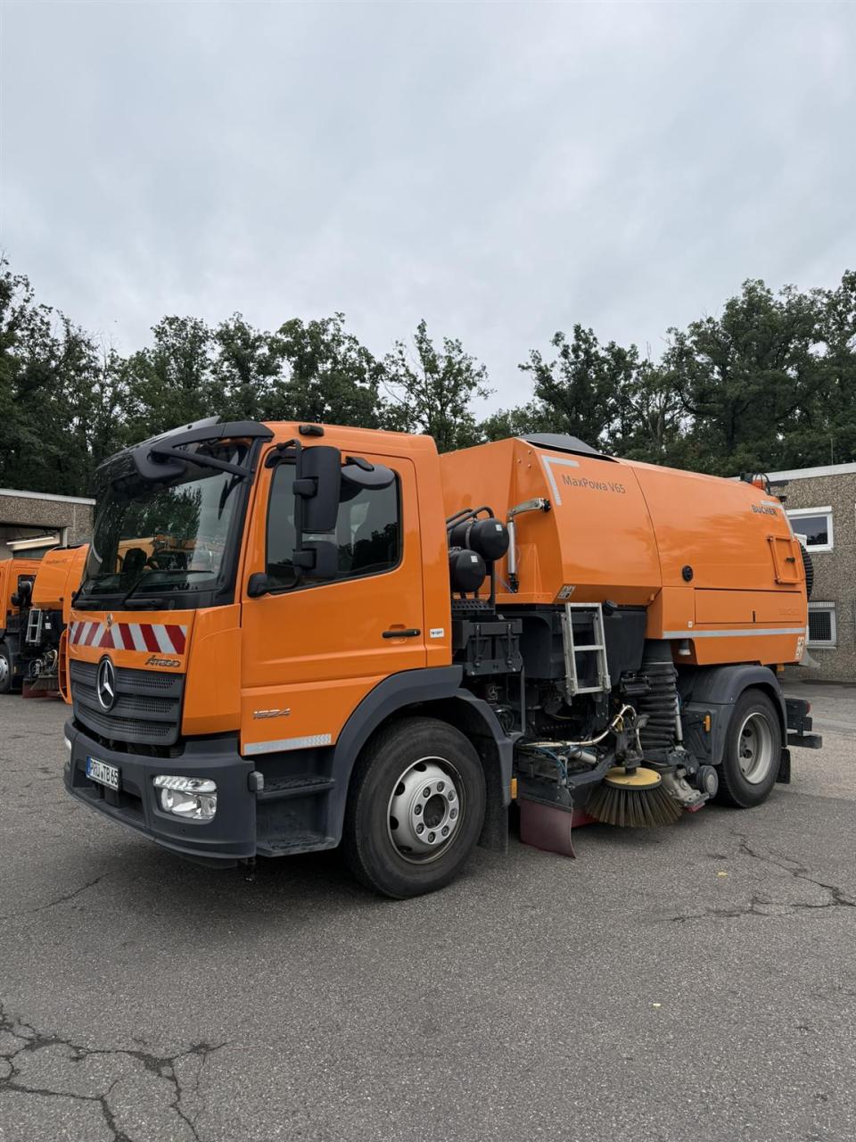 Bucher - GMeiner - Giletta - Assaloni - McDonald V65h MaxPowa Atego 1324