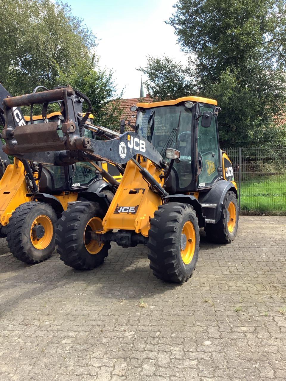 JCB 409