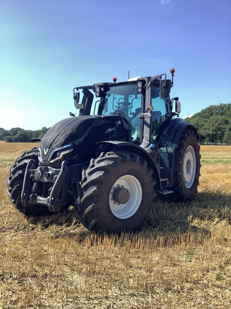 Valtra Q 305