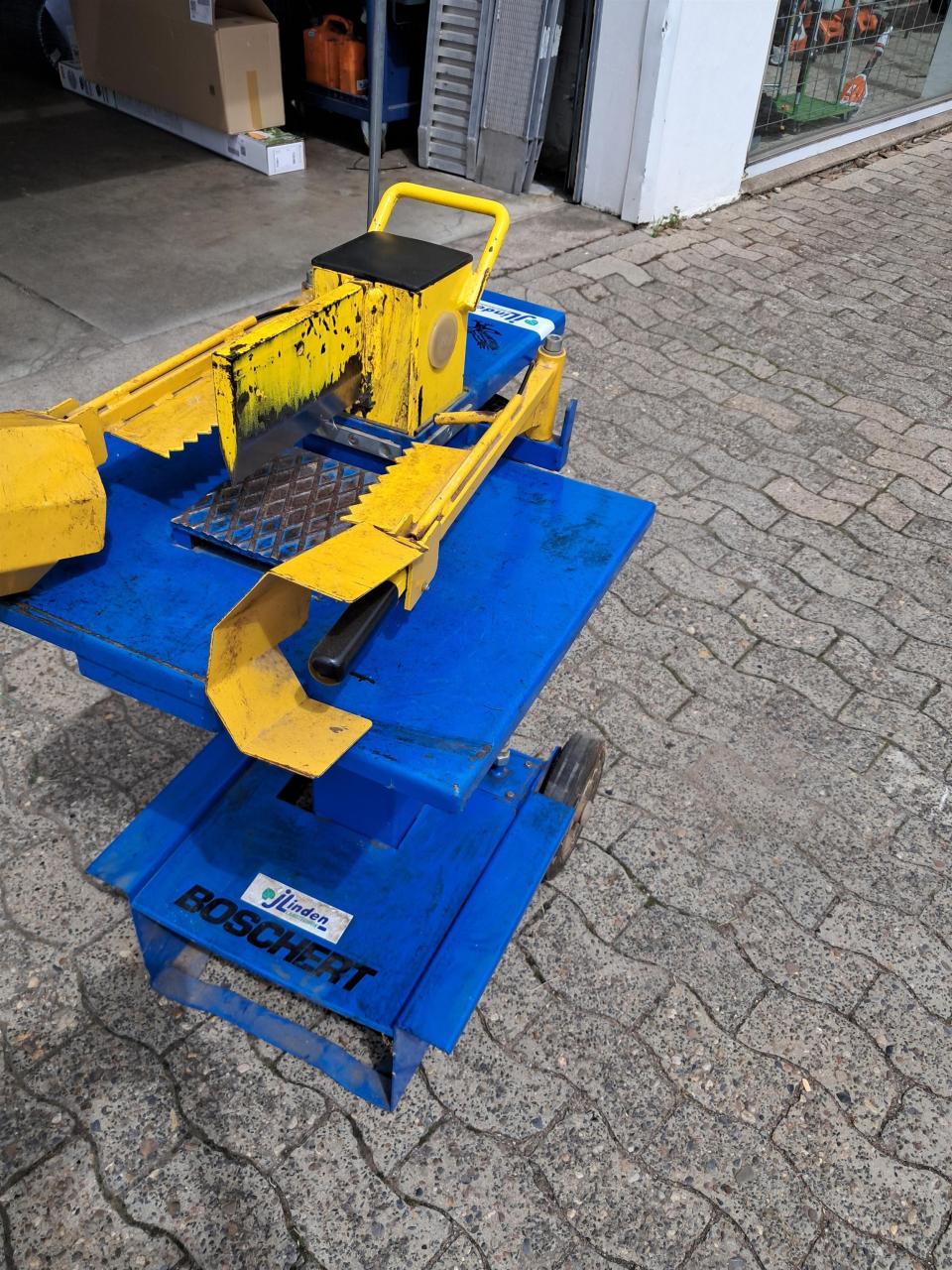  RM 830