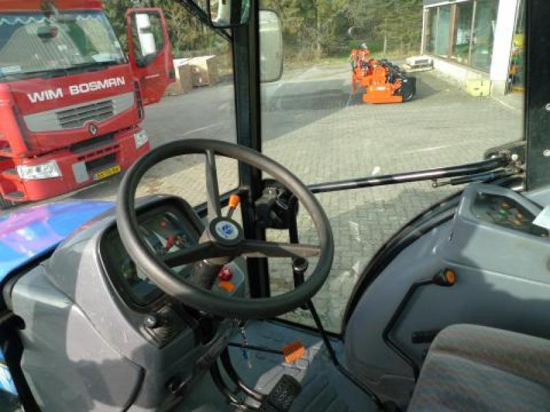 New Holland DT 90 D Above